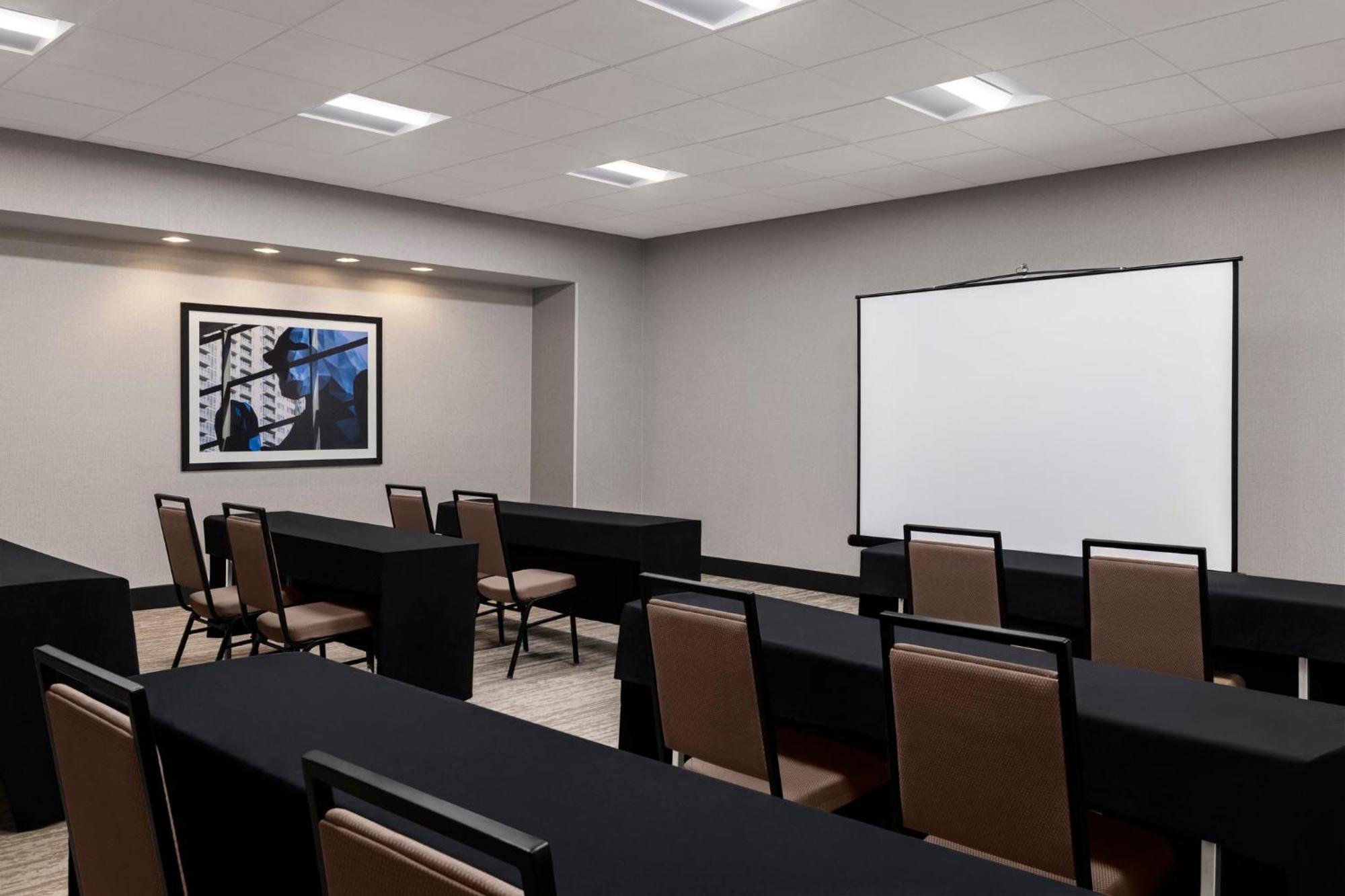 Holiday Inn Denver East By Ihg Exteriér fotografie
